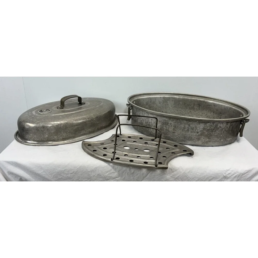 Vintage MIRRO 876M Aluminum Roaster Pan w/ Vented Lid & Lifter  Made in U.S.A